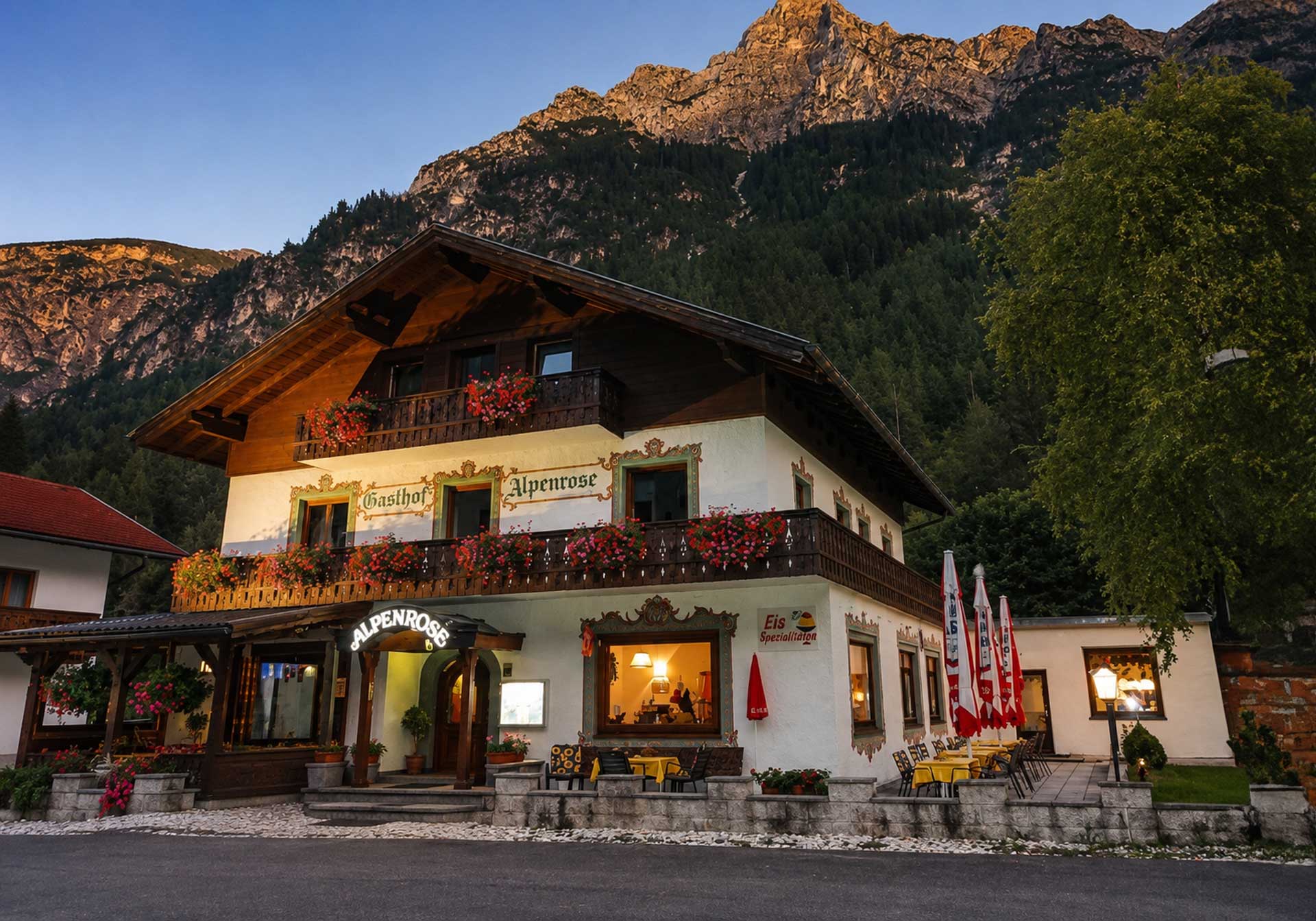 Gasthof Alpenrose in Gschnitz